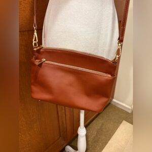 NWOT Divina Firenze Purse Brown Crossbody Gold Hardware and Badge